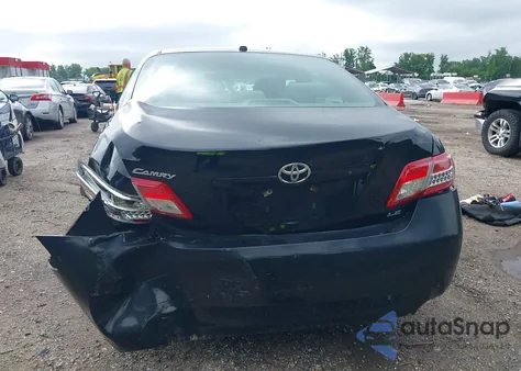 2011 Toyota Camry Se/Le/Xle z USA, uszkodzony, nr VIN 4T1BF3EK4BU197894